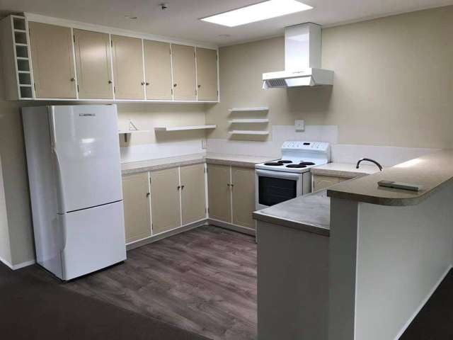 1/6 Tatua Place Conifer Grove_2