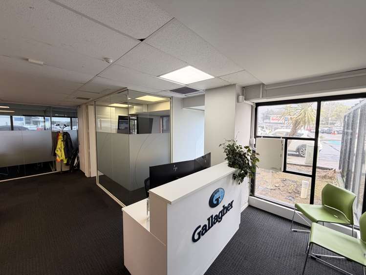 1 Market Grove Hutt Central_3