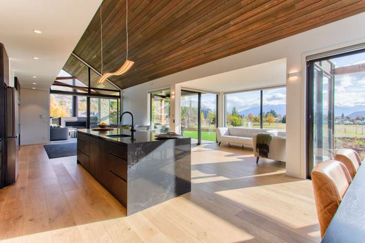 16 McCaw Mews Wanaka_5