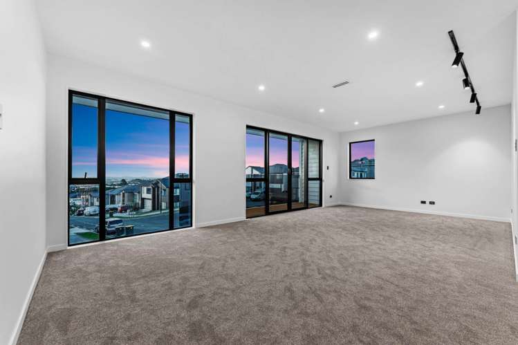 37 Hing Street Flat Bush_2