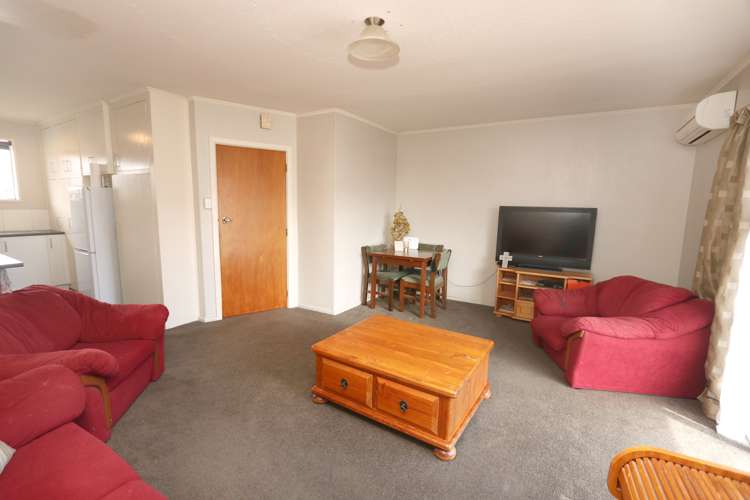 2/59 Cameron Street Ashburton_4