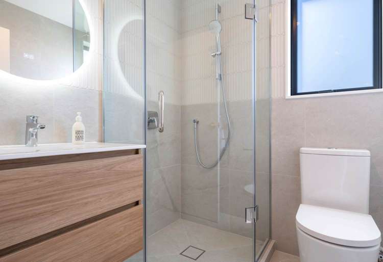 112C Beach Road Te Atatu Peninsula_9