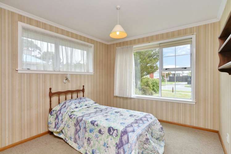 14 Penwood Street Russley_7