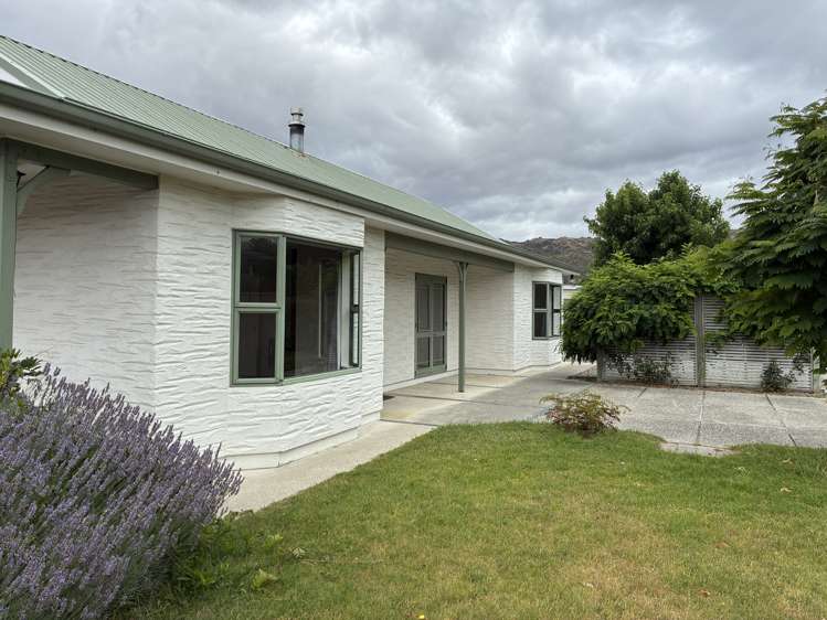 24 Albert Drive Clyde_1