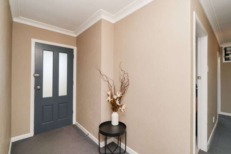 155 Lamond Street East Hargest_17