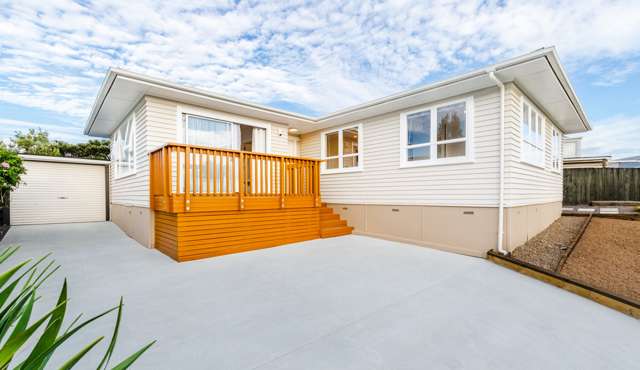 42 Commodore Drive Lynfield_2