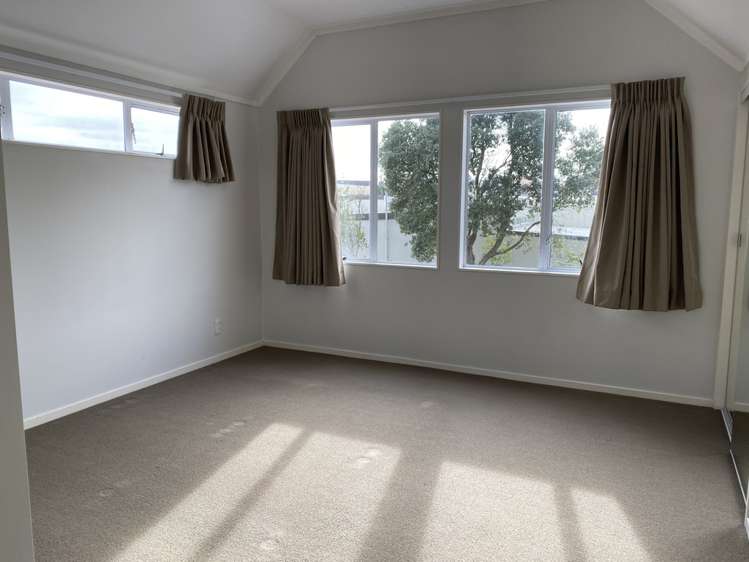 3/22 Clonbern Road Remuera_8