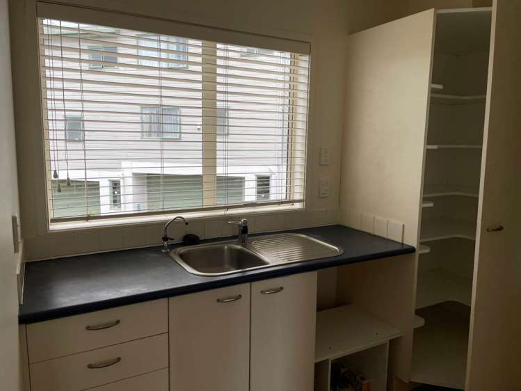 8/5 Kilham Avenue Northcote_2