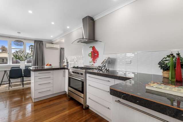 2/935 Cameron Road Gate Pa_4