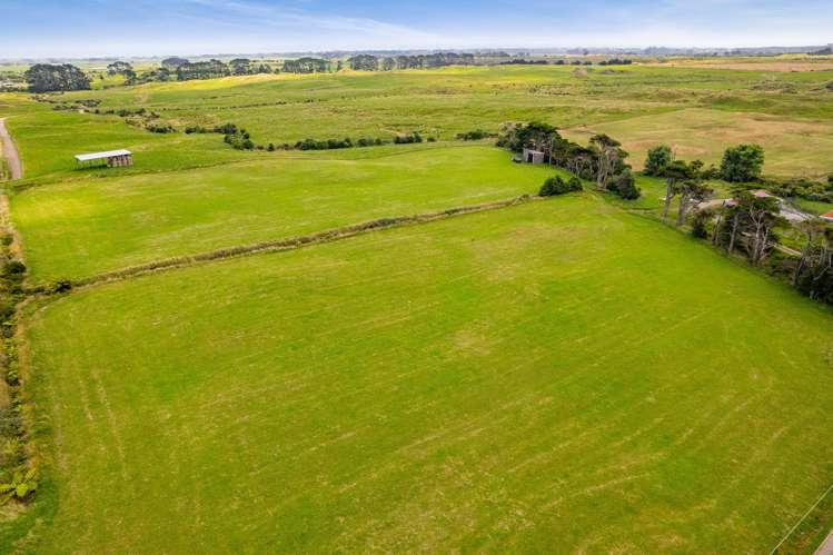 955 Opua Road Opunake_2