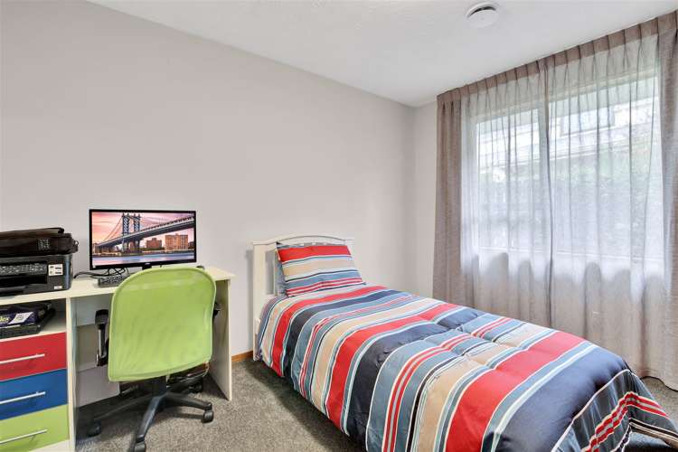 1 Millstream Drive Lincoln_13