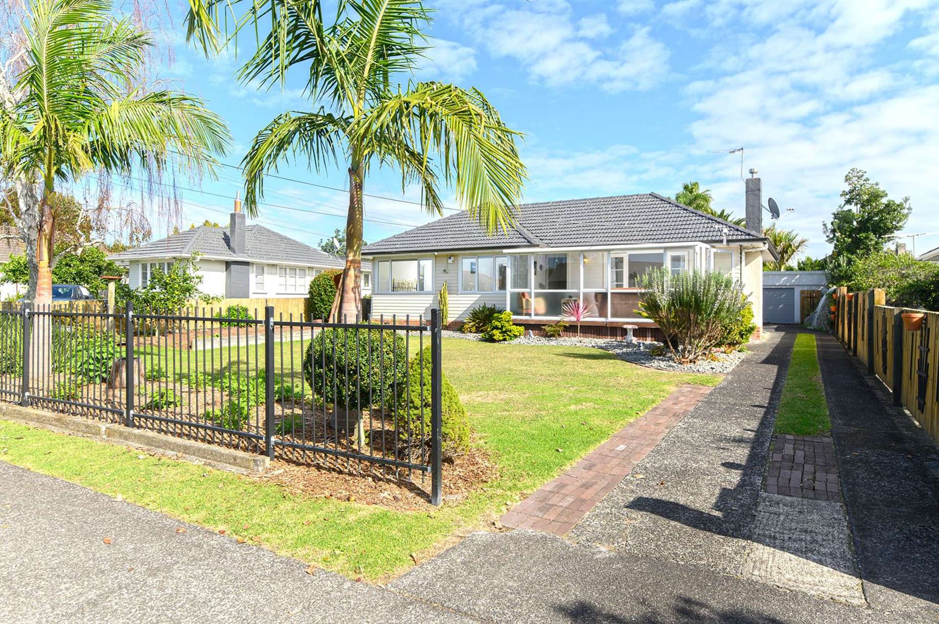 65 Beach Road Te Atatu Peninsula_0