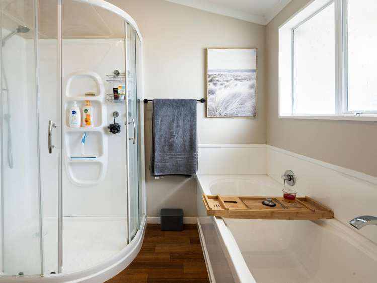 28 Rothesay Place Dinsdale_11