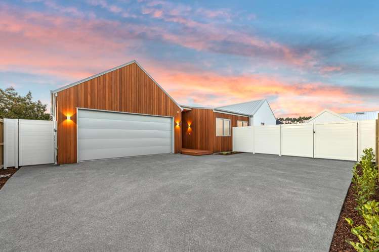 35 Bridgehampton Drive_0