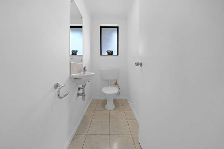 31 Misty Valley Drive Henderson_17