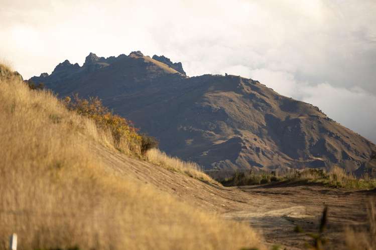 34 Friesian Close Jacks Point_38