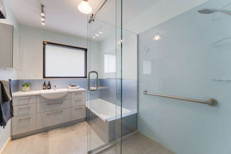 450 Suffolk Road Stoke_12