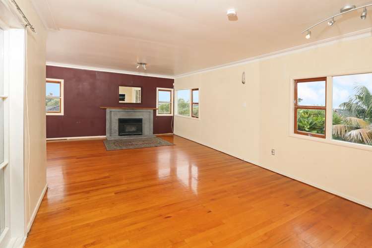 114 Glengarry Road Glen Eden_10