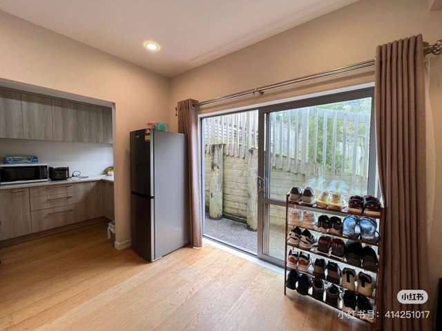 2-Bedroom Unit with Private Entrance & Garden