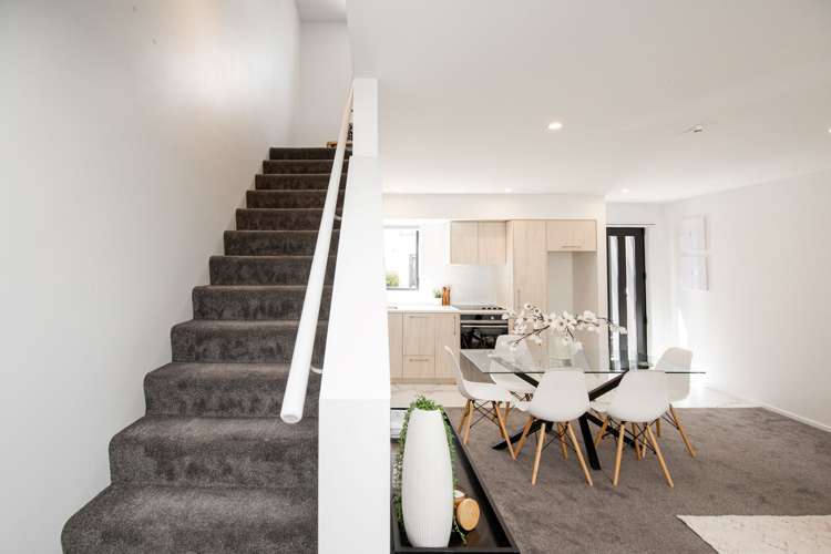 2/25 Hargest Crescent Sydenham_9