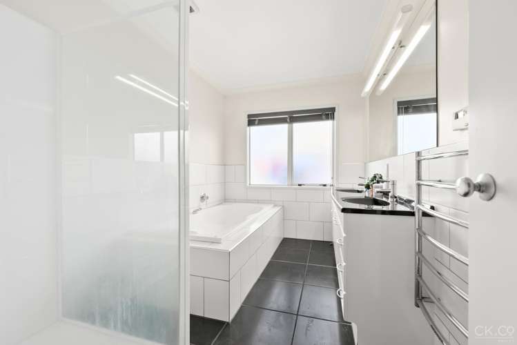 41 Arahiwi Grove Tirohanga_16