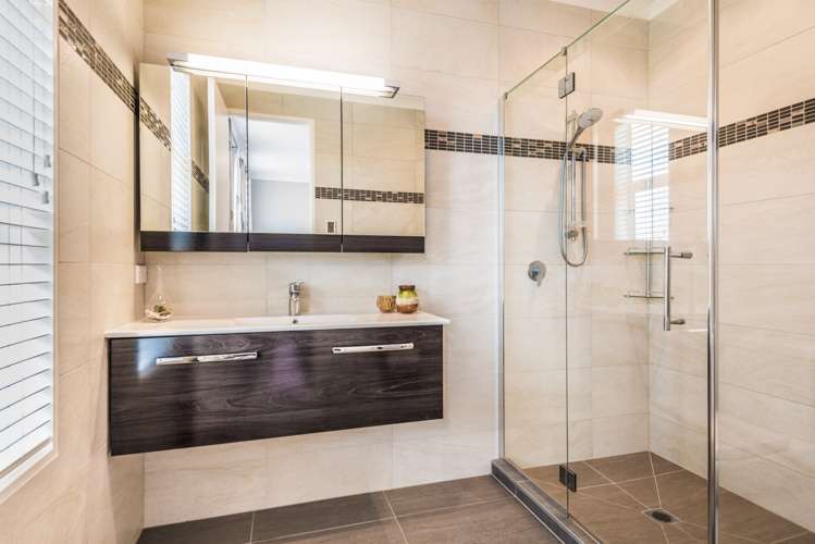 85 Jack Lachlan Drive Beachlands_16