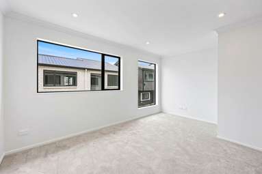 73E Royal Road_3