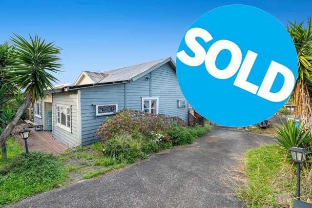 Priced to Sell Fast - Stanmore Bay Steal