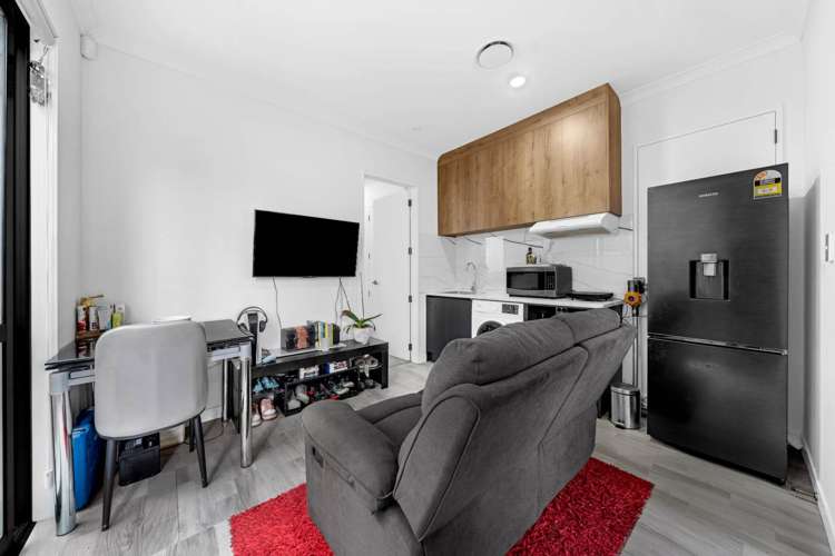 2A Ballyalton Crescent Flat Bush_34