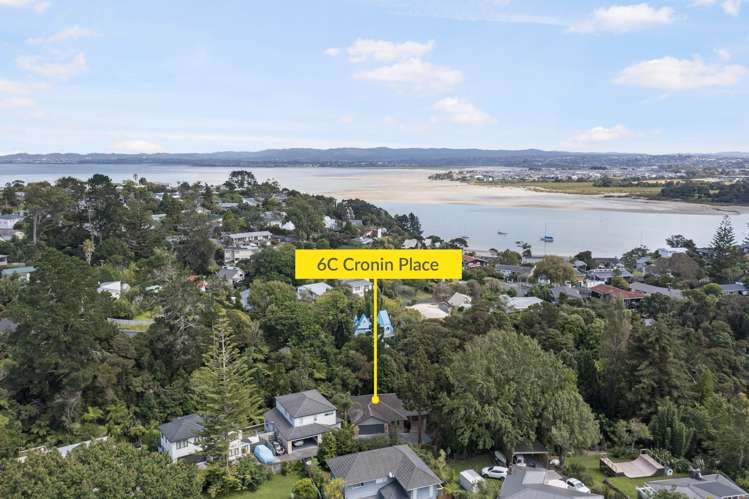 6c Cronin Place Beach Haven_16