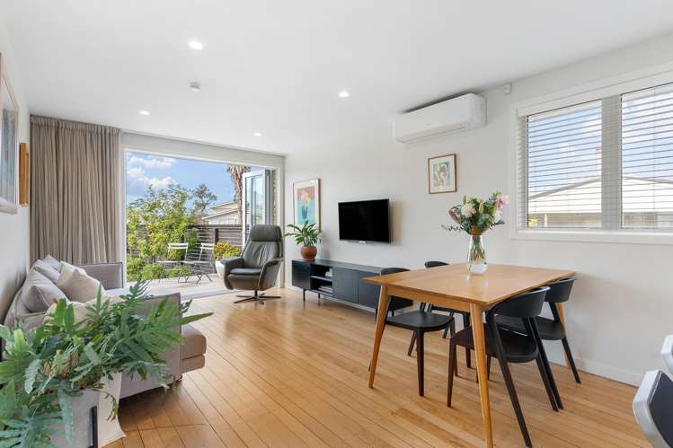 27 Kirrie Avenue Te Atatu South_6