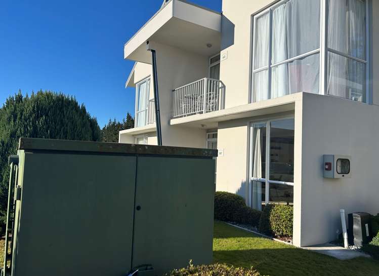 38A & B/43 Barkers Road_2