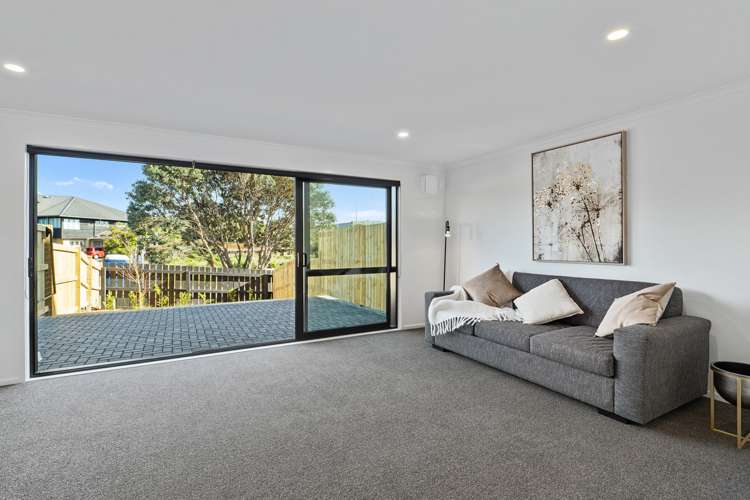159 Unsworth Drive Greenhithe_9