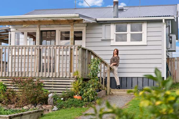 176 Portland Road_1