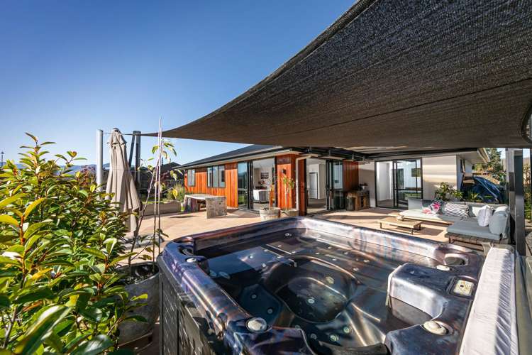 73 Frye Crescent Albert Town_14