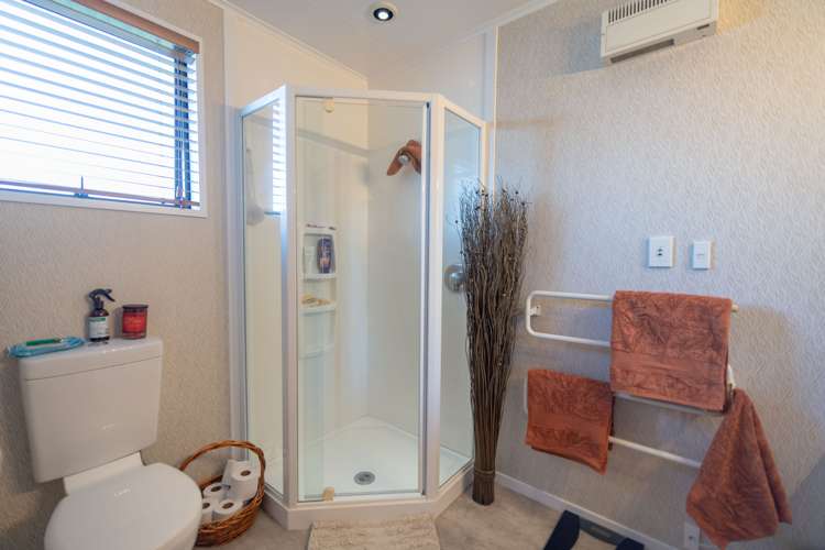 44 Howden Street Te Anau_9