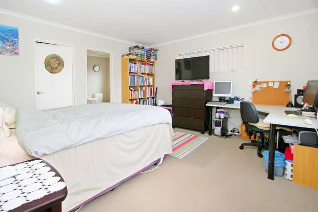 79 Baverstock Road Flat Bush_4