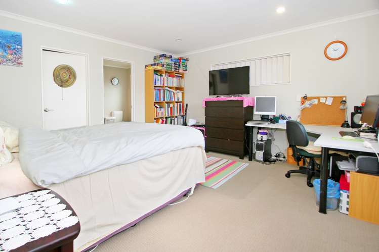 79 Baverstock Road Flat Bush_4