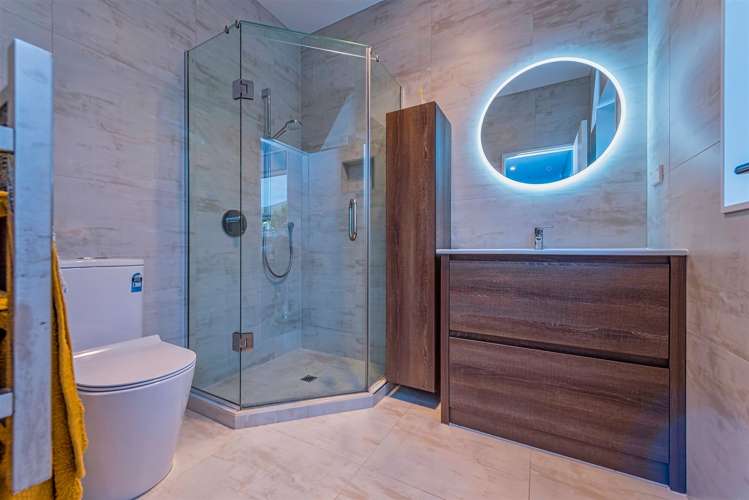 20c Duke Street Riverhead_17