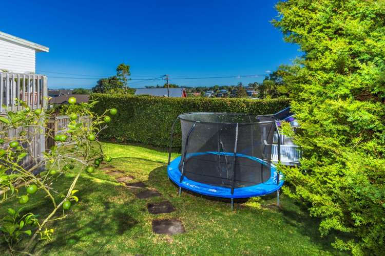 1 Orewa Street Torbay_9