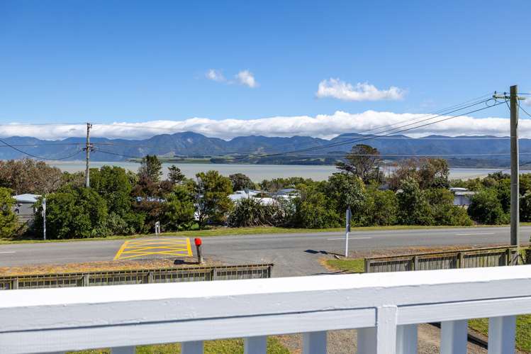 38 Lake Ferry Road Martinborough_13