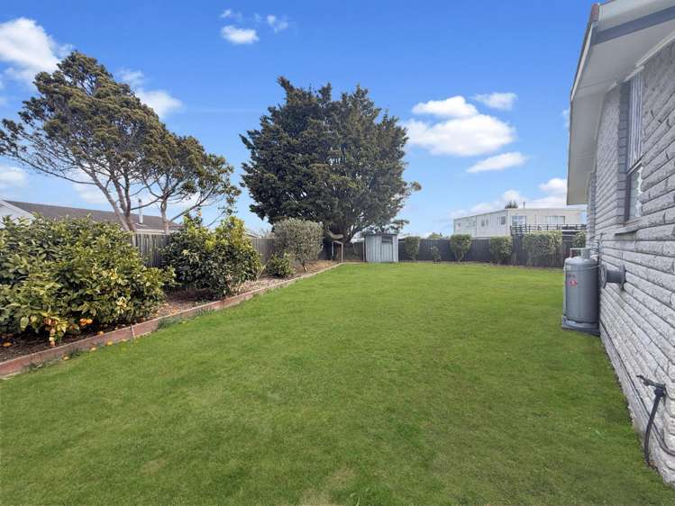 5 Freyberg Place 11139_10