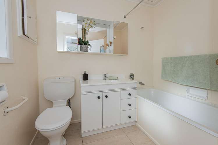 28 Powhiri Avenue Kensington_4