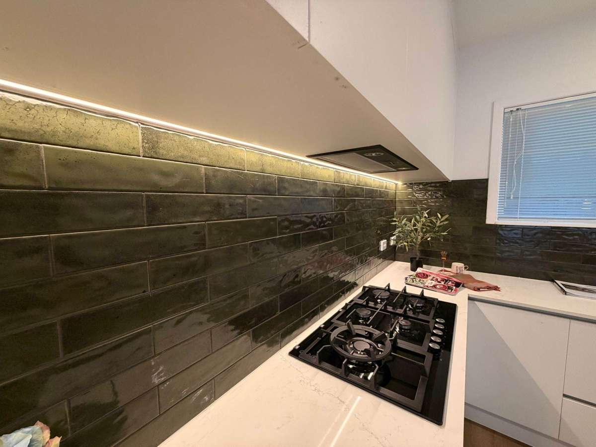 1/8 Hillsborough Road_1