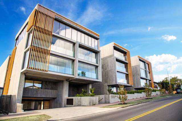 Furnished 1 Bedroom Apartment with 2 Car Garaging