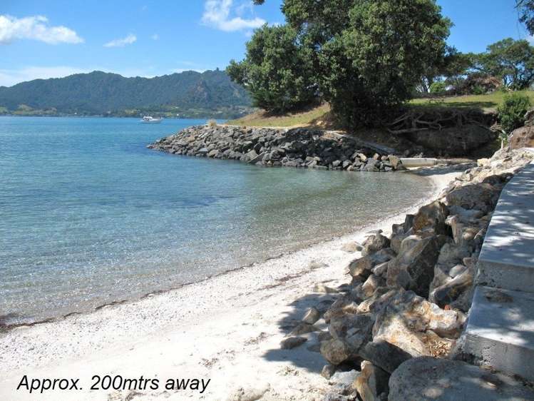 8 Paradise Point Place One Tree Point_5