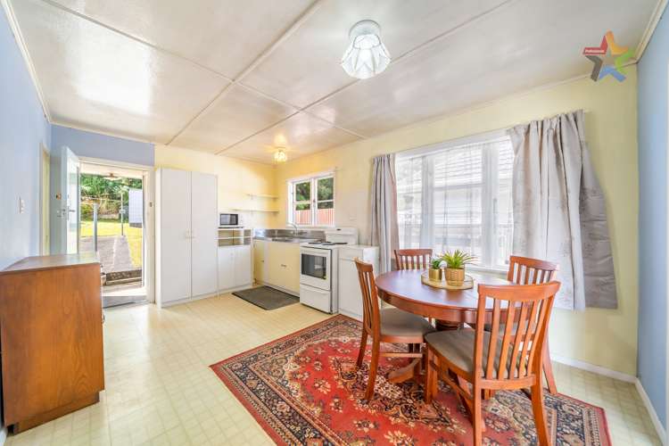 72 Glen Road Stokes Valley_8