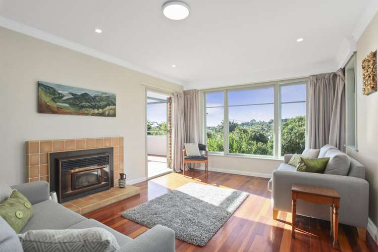 60 Derwent Crescent Titirangi_5