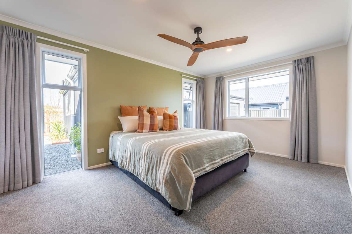 29 Strawberry Place_5