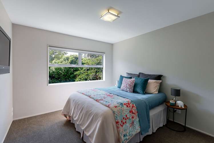 34 Menin Road Raumati South_18